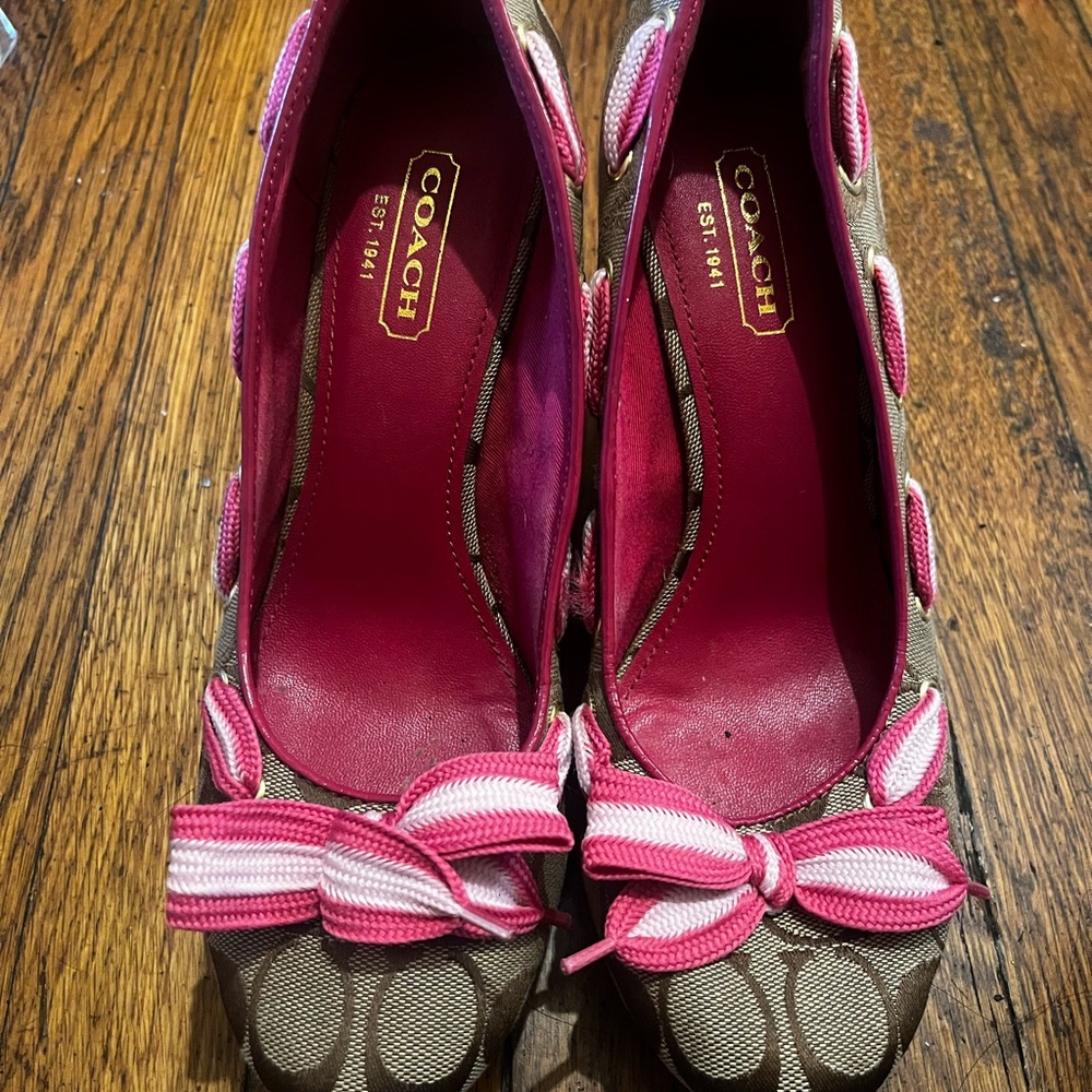 COACH Brown Signature Pumps with Pink Bow Accents